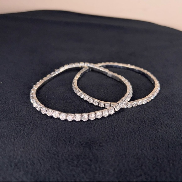 Silver Rhinestone Stretch Set Of 2 Bracelets Classic Formal Wedding Event - Picture 5 of 6
